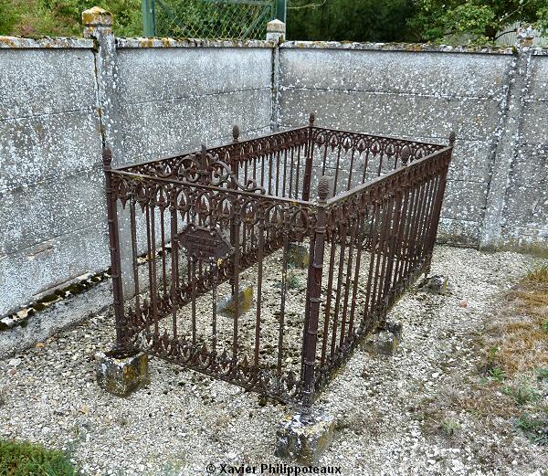 Monument de Saint-Maure